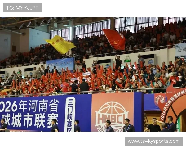 球队在主场通过团队协作连续取胜提升积分